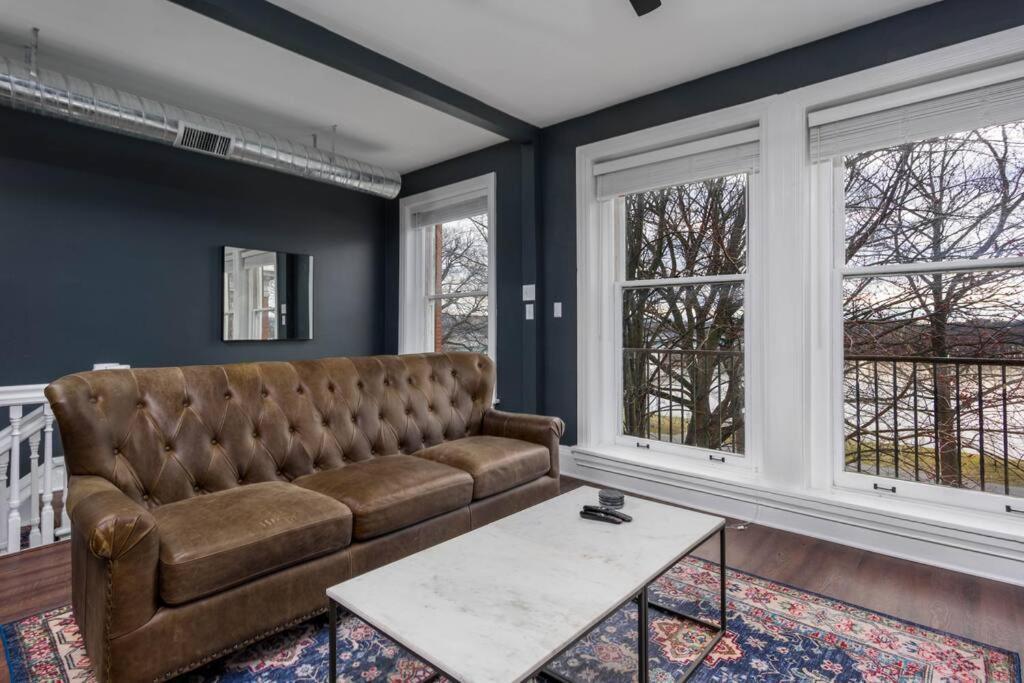 Flats On Front - Riverfront Gem Fast Wi-Fi 3F Harrisburg Luaran gambar