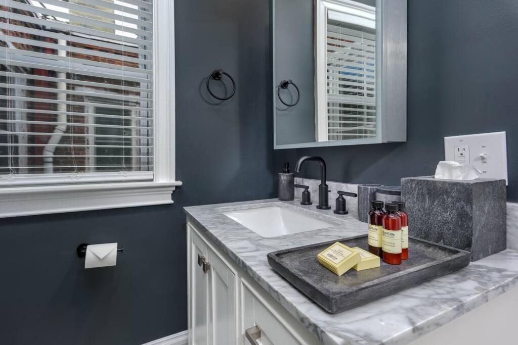 Flats On Front - Riverfront Gem Fast Wi-Fi 3F Harrisburg Luaran gambar