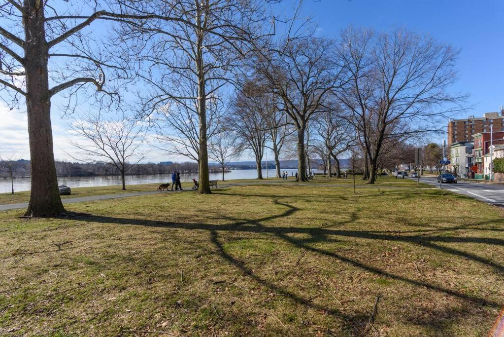 Flats On Front - Riverfront Gem Fast Wi-Fi 3F Harrisburg Luaran gambar